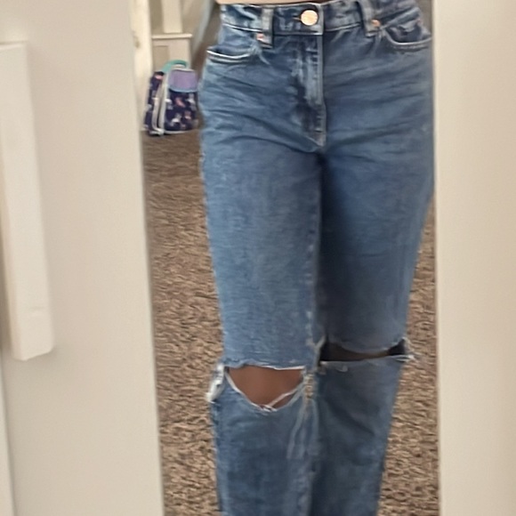 Jeans - Picture 2 of 4